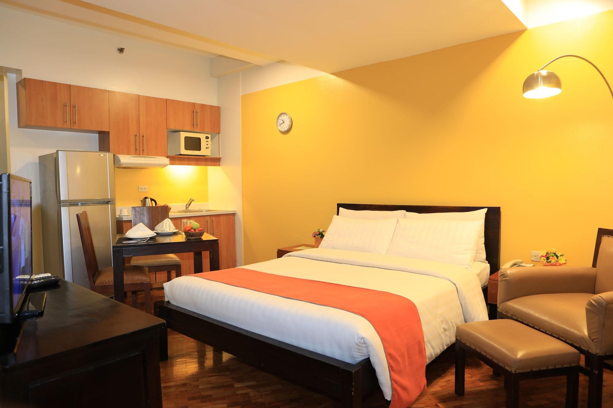 The Malayan Plaza Hotel Pasig City Екстер'єр фото