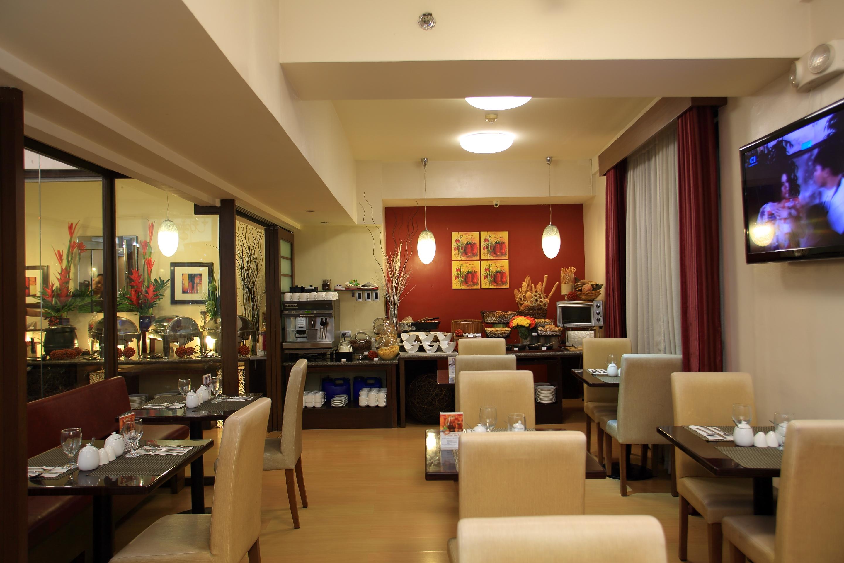 The Malayan Plaza Hotel Pasig City Екстер'єр фото