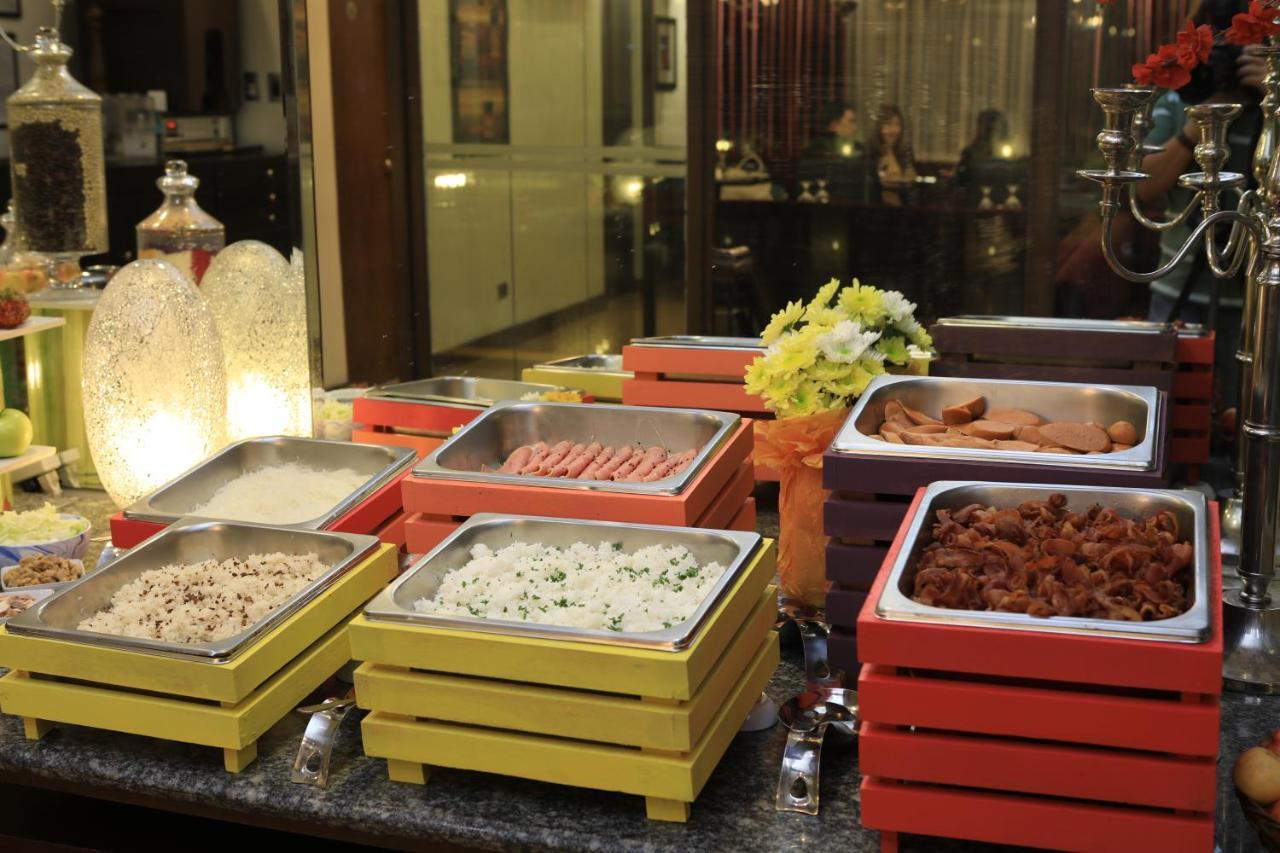 The Malayan Plaza Hotel Pasig City Екстер'єр фото